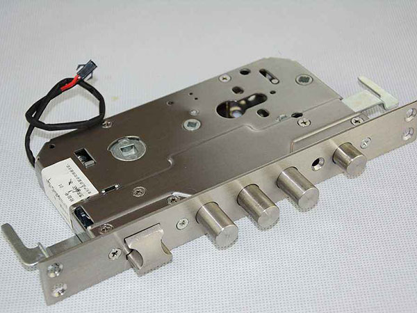 甘井子24小时上门开锁公司